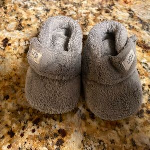 Baby ugg slippers